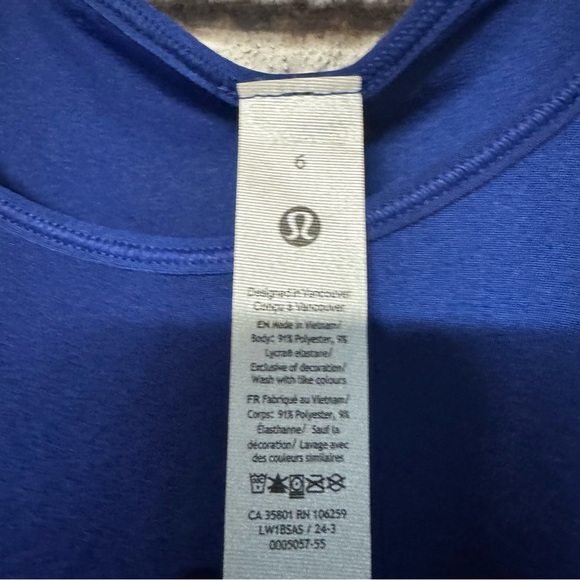 NWT Lululemon Essential Tank top Pleated shirt LARK Blue - Picture 4 of 10